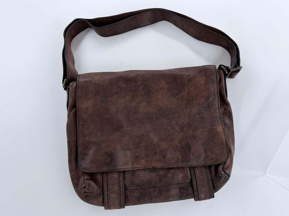 Frye Logan Flap Messenger Bag Brown Leather